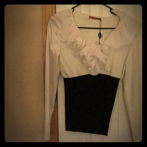 Classy Belldini size large. New with tags